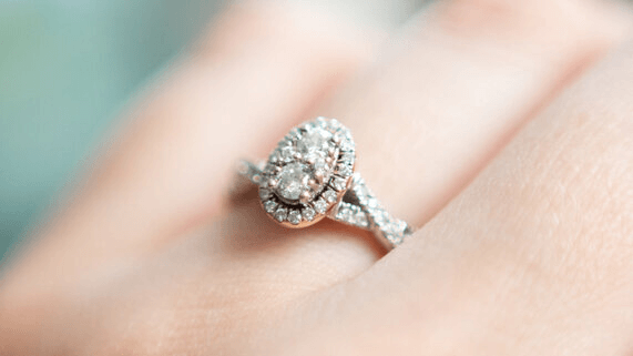 Avoid These Mistakes When Buying a Halo Diamond Ring