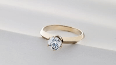 Knife Edge Engagement Rings are Taking Over 2025