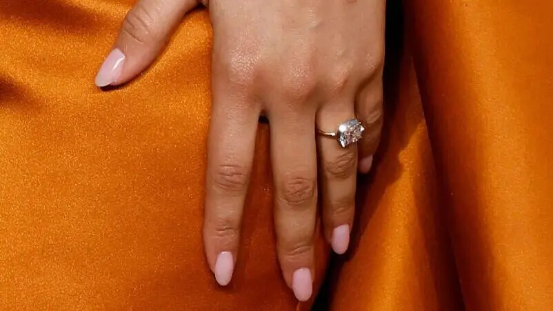 Zendaya&#8217;s Stunning Engagement Ring from Tom Holland